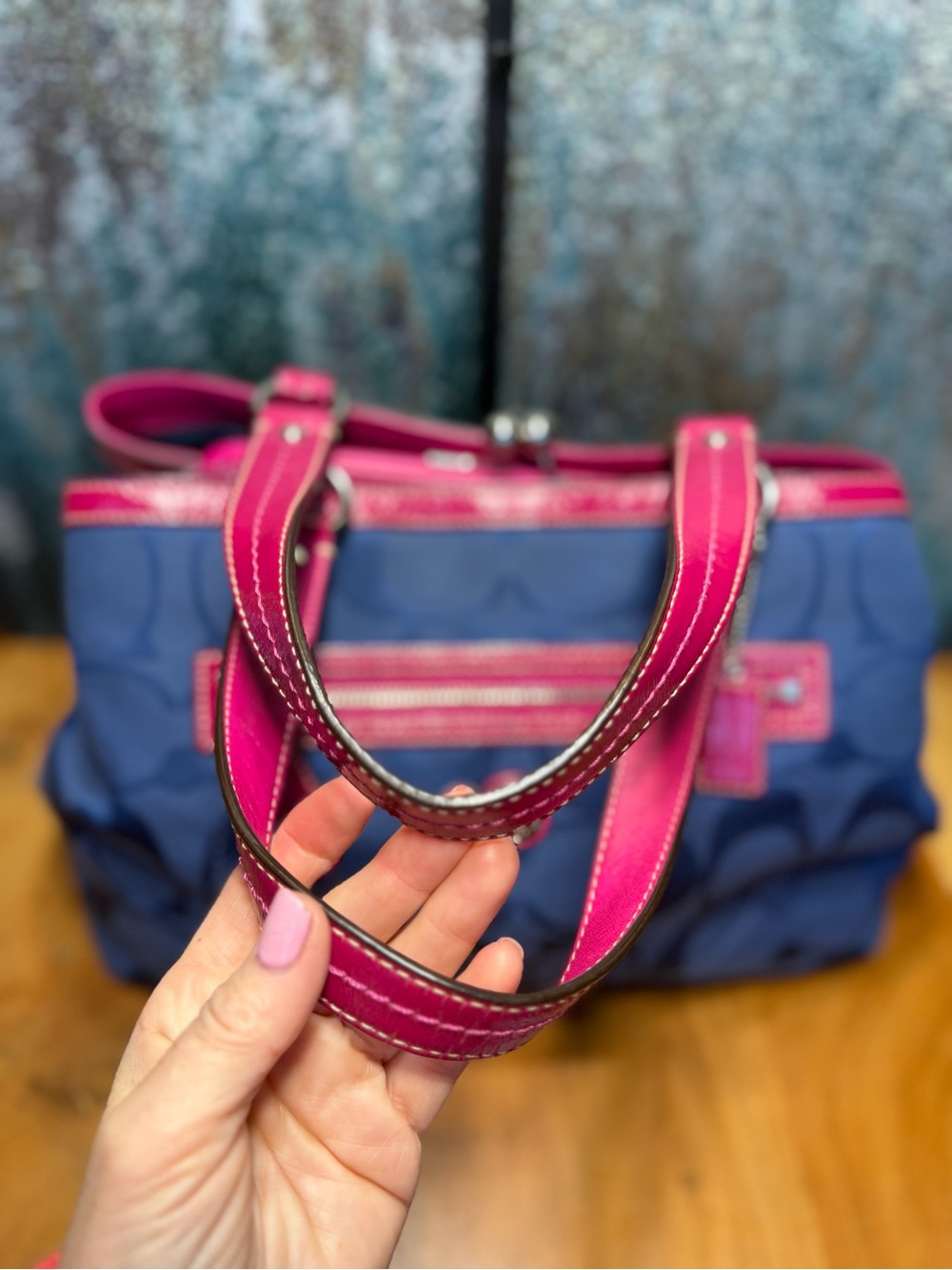 Coach Barbiecore Kisslock Y2K 2010 Laura Signature Carryall Navy Fuchsia Tote - Picture 6 of 14